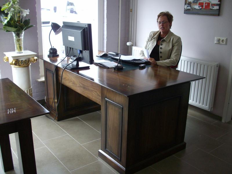 Klassiek bureau