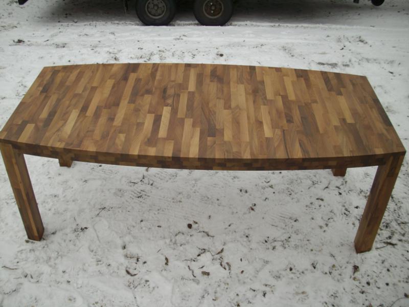 Ovale tafel notenhout